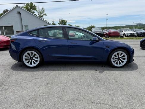 Used 2023 Tesla Model 3 Standard Range RWD image 6