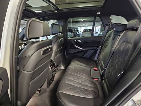 New 2026 BMW X5 xDrive40i w/ M Sport Package image 40