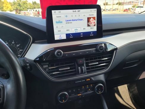 Used 2022 Ford Escape SE w/ Convenience Package AWD/4WD image 28