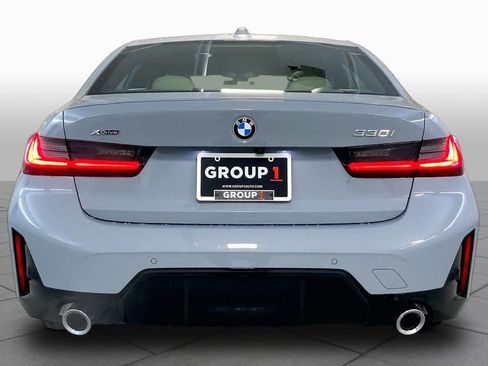 New 2026 BMW 330i xDrive Sedan w/ M Sport Package AWD/4WD image 4
