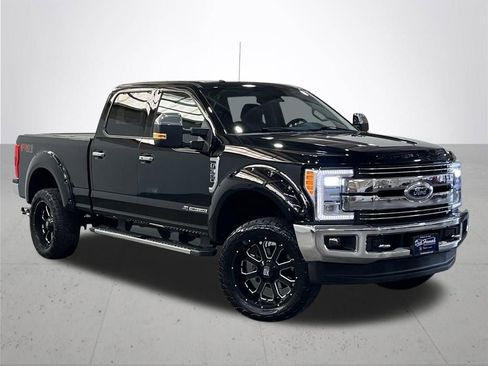 Used 2017 Ford F350 Lariat w/ Lariat Ultimate Package AWD/4WD image 7