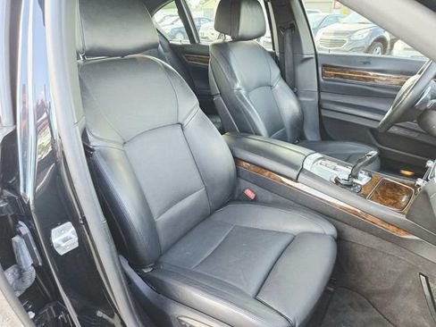 Used 2015 BMW 750i RWD image 14