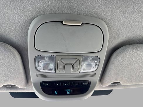 Used 2009 Toyota Sienna LE FWD image 36