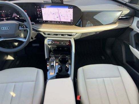 New 2025 Audi Q5 Premium w/ 19" Wheel Package image 28