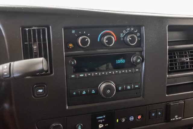 Used 2025 Chevrolet Express 3500 LT w/ LT Preferred Equipment Group RWD image 16