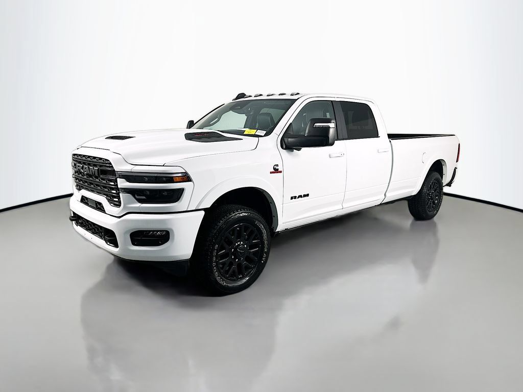Used 2025 RAM 2500 Limited AWD/4WD image 3
