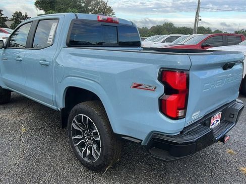New 2025 Chevrolet Colorado Z71 image 7