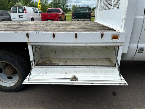 Used 2003 Ford F450 XL image 9