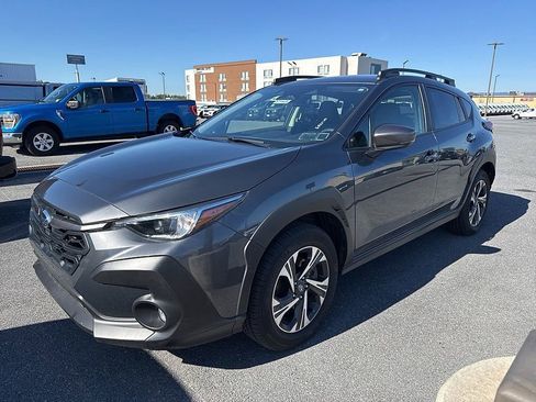 Used 2024 Subaru Crosstrek 2.0i Premium image 2