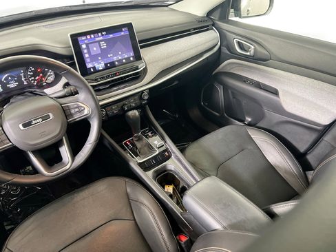 Used 2022 Jeep Compass Latitude w/ Sun and Sound Group image 22