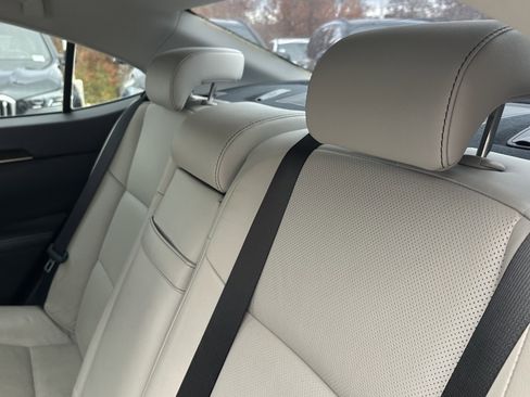 Used 2013 Lexus ES 350 image 32