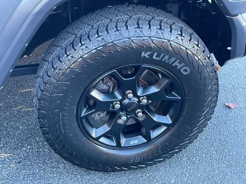 Used 2020 Jeep Wrangler Unlimited Sport image 28