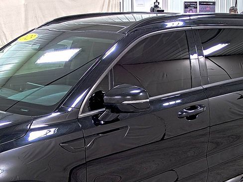 Used 2023 Kia Sorento EX w/ Panoramic Sunroof Package image 8