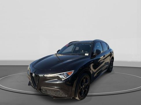 Used 2022 Alfa Romeo Stelvio Veloce AWD/4WD image 1
