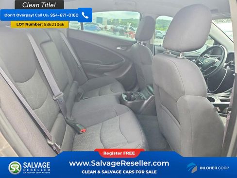 Used 2017 Chevrolet Volt LT FWD image 13