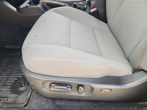 Used 2023 Toyota Tacoma SR5 RWD image 29