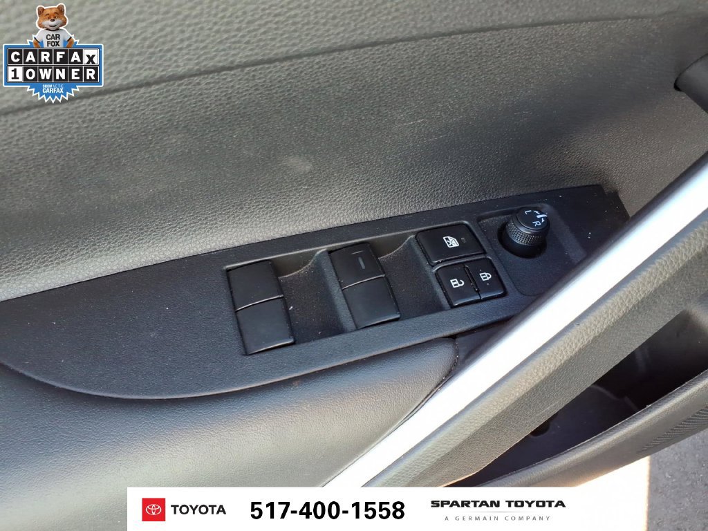 Used 2026 Toyota Corolla Cross LE FWD image 16