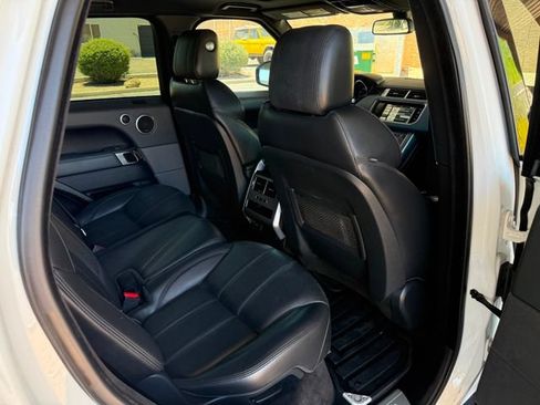 Used 2015 Land Rover Range Rover Sport HSE AWD/4WD image 33