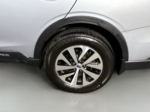Used 2021 Subaru Outback Premium AWD/4WD image 33