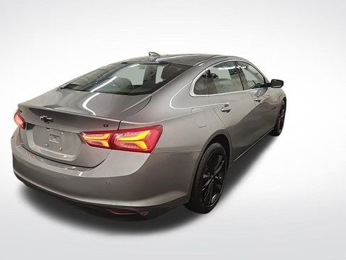Used 2024 Chevrolet Malibu LT w/ Sport Edition FWD image 2