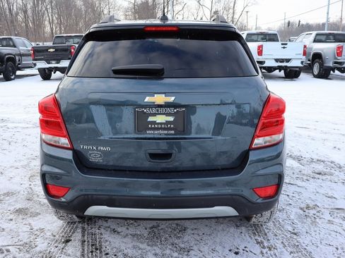Used 2022 Chevrolet Trax LT w/ LT Convenience Package image 31