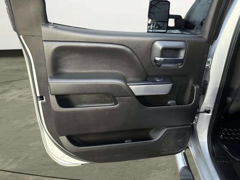 Used 2018 Chevrolet Silverado 2500 LT w/ All Star Edition image 13