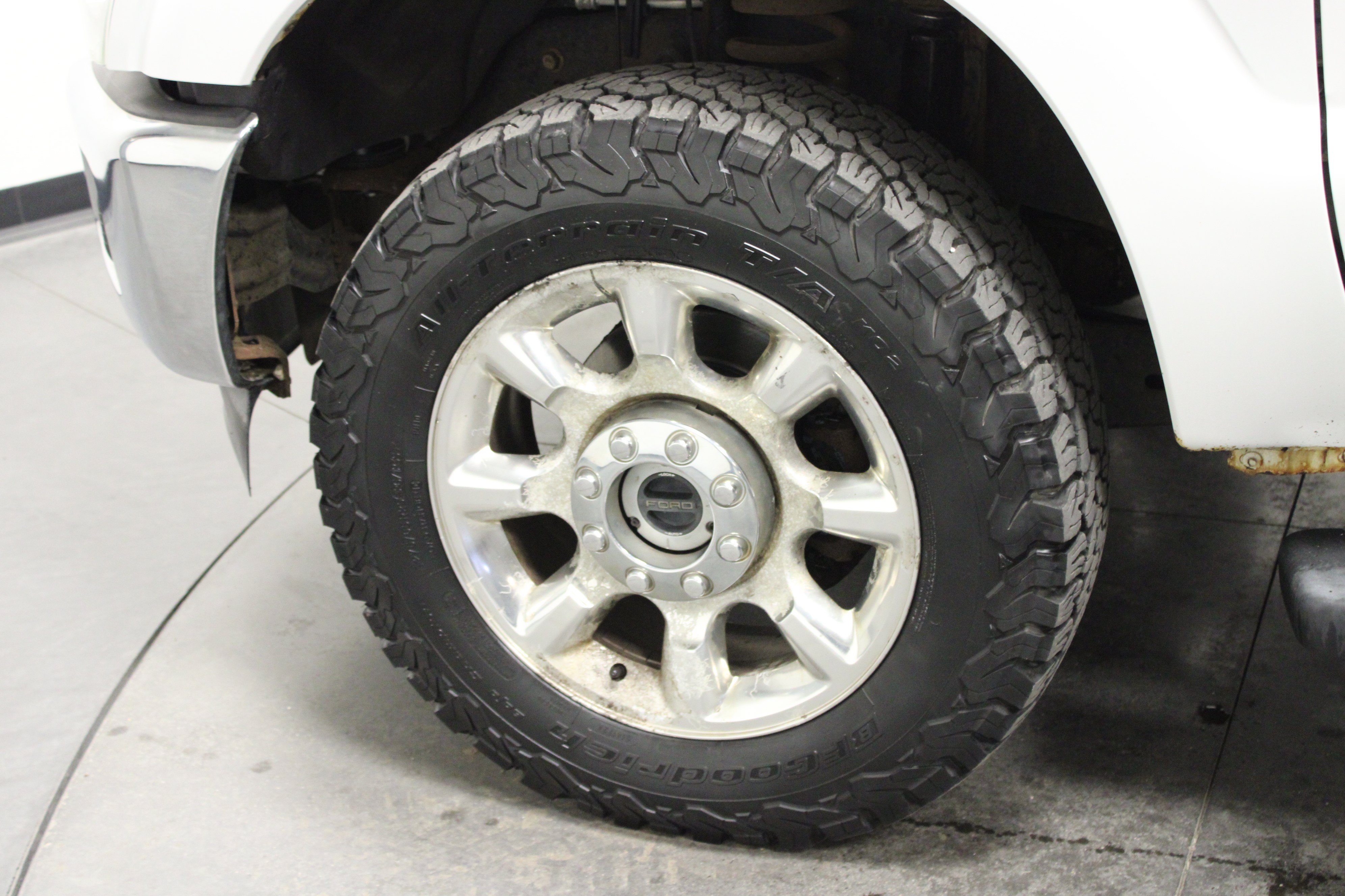 Used 2011 Ford F250 Lariat w/ Lariat Interior Pkg AWD/4WD image 18