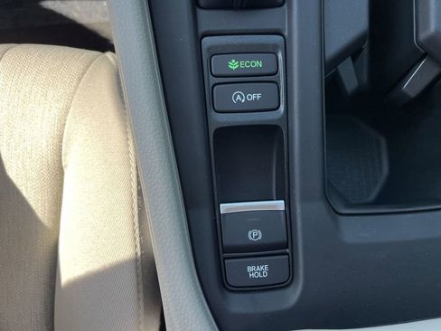 New 2025 Honda Accord SE image 15