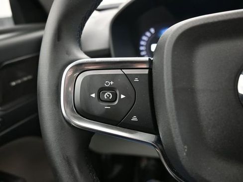 Used 2023 Volvo XC40 B5 Ultimate w/ Climate Package AWD/4WD image 25