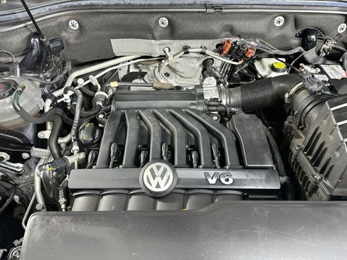 Used 2019 Volkswagen Atlas SE w/ Towing Package FWD image 34