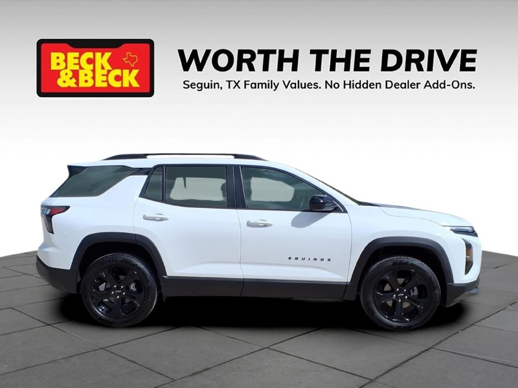 Used 2026 Chevrolet Equinox LT w/ Convenience Package II FWD image 4