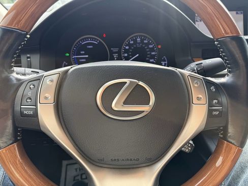 Used 2015 Lexus ES 300h Hybrid image 16