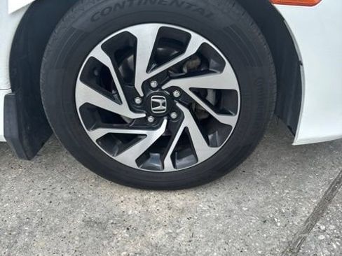Used 2016 Honda Civic LX image 10
