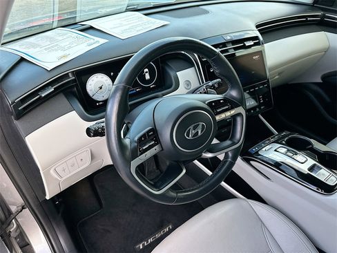 Used 2022 Hyundai Tucson Limited image 9