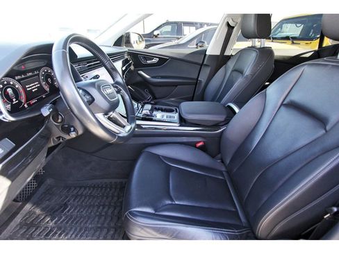 Used 2019 Audi Q8 Premium Plus w/ Premium Plus image 6