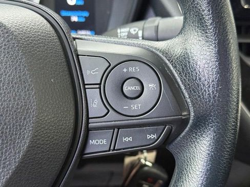 Used 2022 Toyota Corolla LE image 21