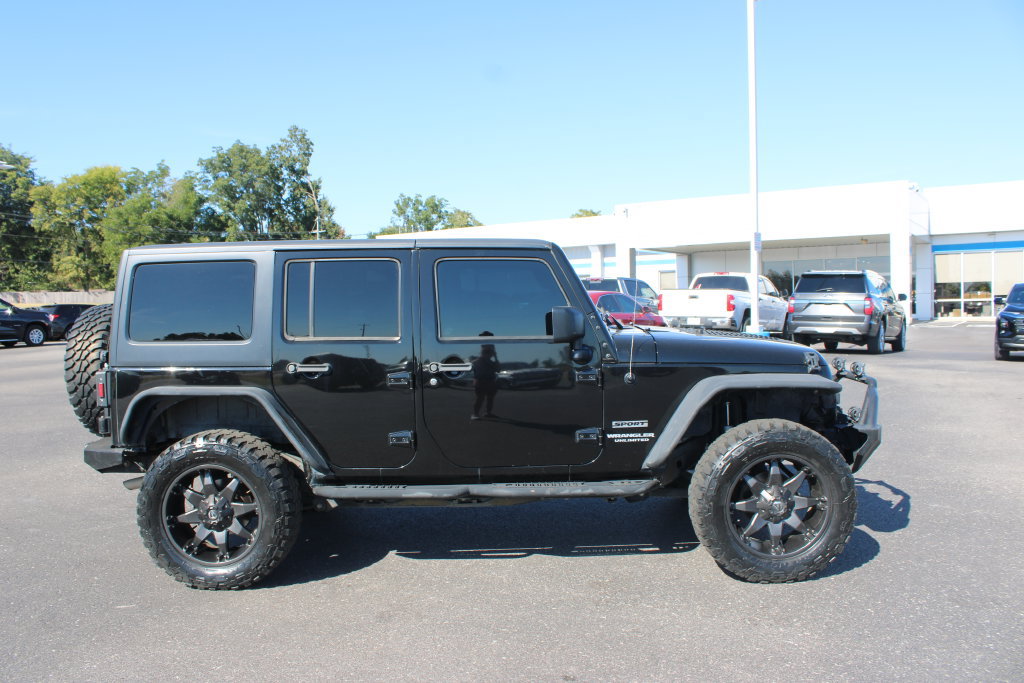 Used 2016 Jeep Wrangler Unlimited Sport w/ Quick Order Package 24S AWD/4WD image 11