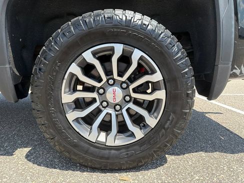 Used 2020 GMC Sierra 1500 AT4 w/ AT4 Premium Package AWD/4WD image 25