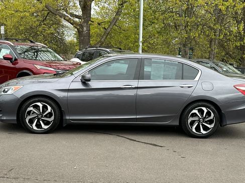 Used 2017 Honda Accord EX-L image 5