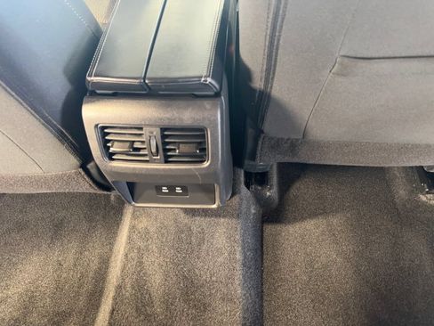 Used 2026 Nissan Rogue SV AWD/4WD image 19