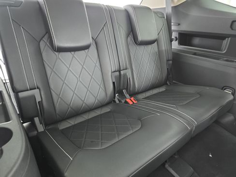 Used 2026 Volkswagen Atlas SEL Premium R-Line AWD/4WD image 12
