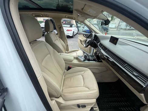 Used 2018 Audi Q7 3.0T Premium Plus AWD/4WD image 21