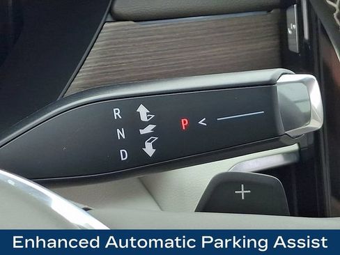 Used 2025 GMC Acadia Denali w/ Super Cruise Package AWD/4WD image 11