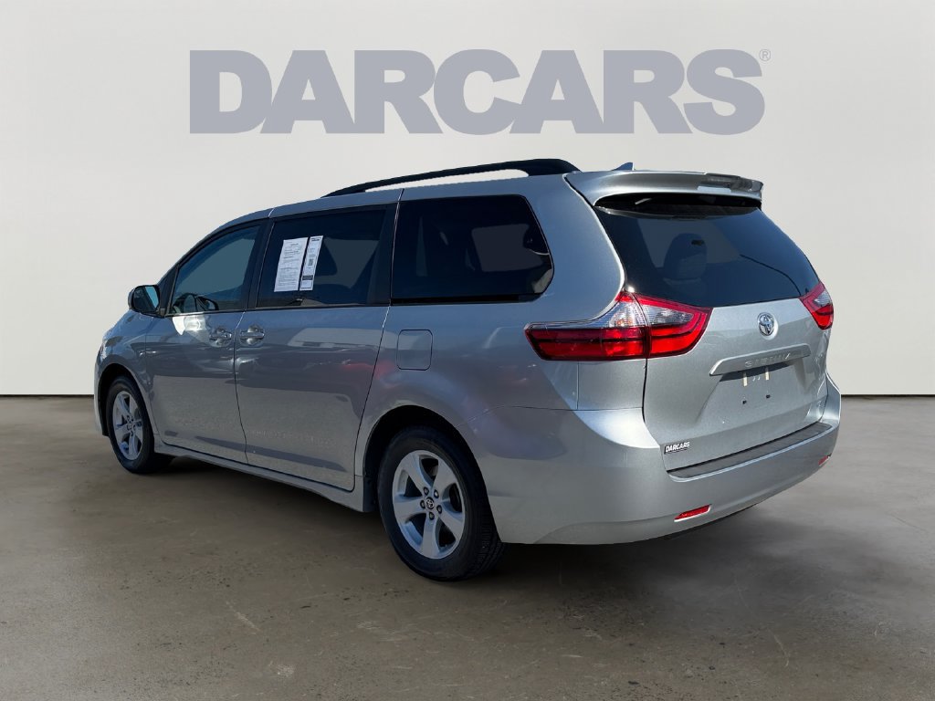 Used 2020 Toyota Sienna LE FWD image 5