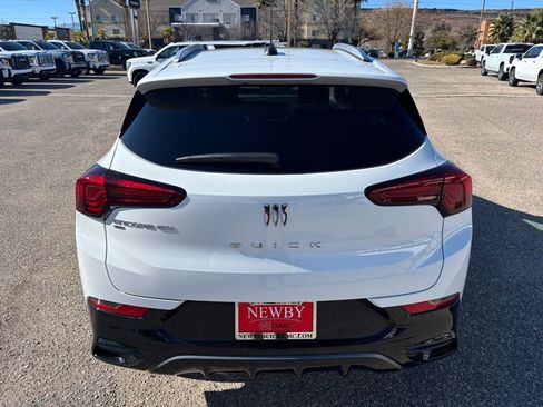 New 2026 Buick Encore GX Sport Touring AWD/4WD image 6