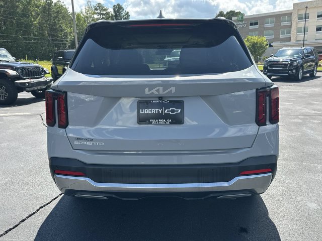 Used 2025 Kia Sorento EX w/ Panoramic Sunroof Package FWD image 7