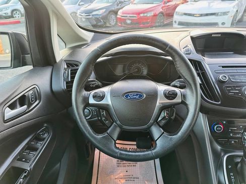 Used 2017 Ford C-MAX SE w/ Interior Protection Package image 12