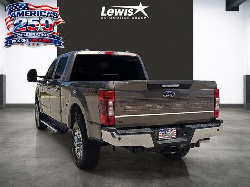 Used 2022 Ford F250 Lariat w/ Chrome Package AWD/4WD image 3
