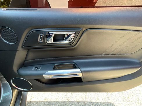Used 2017 Ford Mustang GT Premium w/ GT Performance Package RWD image 21