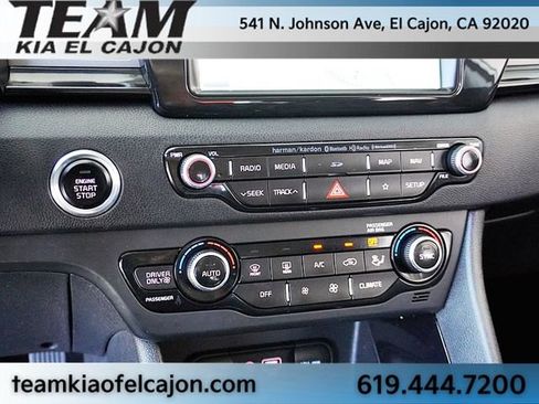 Used 2019 Kia Niro EX w/ EX Premium Package FWD image 29